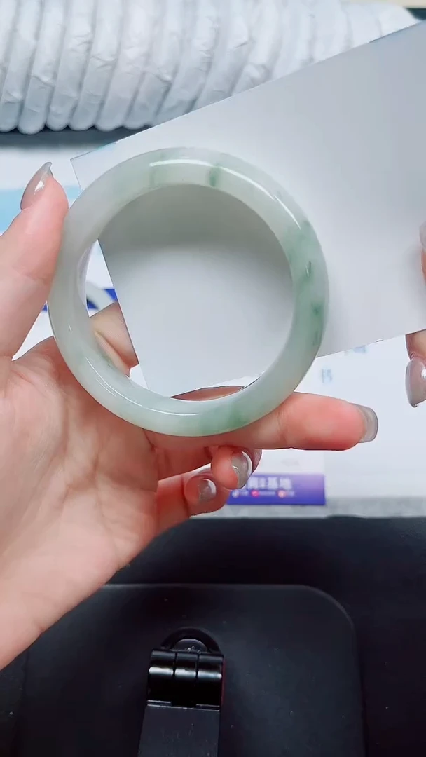 石英质玉手镯未镶嵌141-57