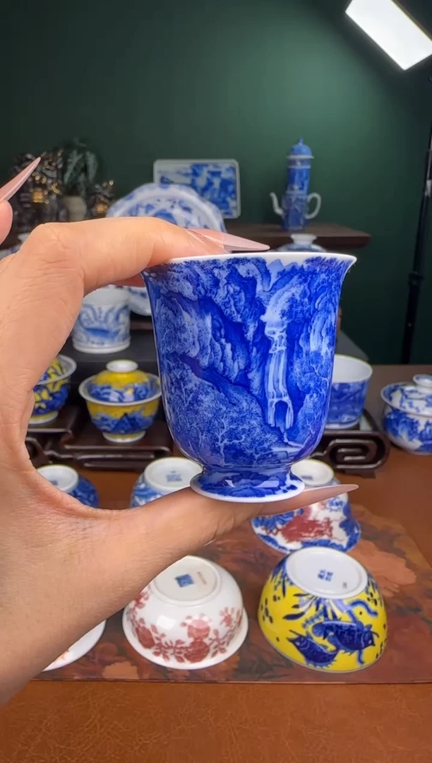 杯仪贤堂。溪格流泉。闻香杯