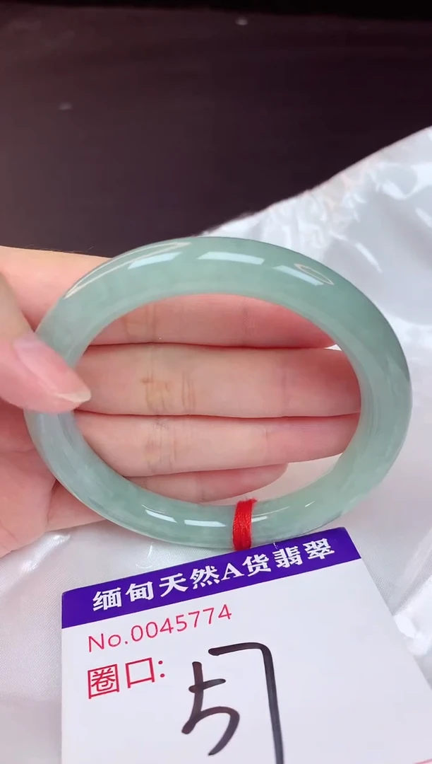 未镶嵌手镯翡翠57