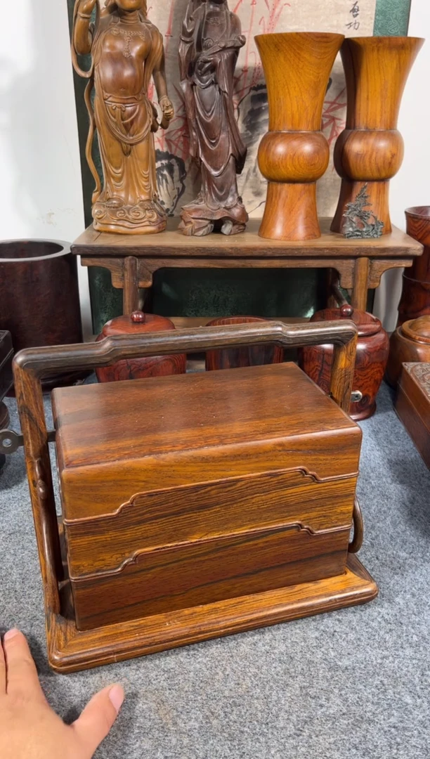 贡木观**真老五旧藏   提盒