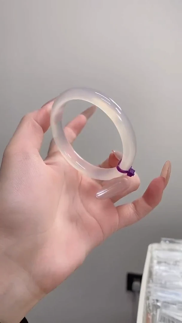 手镯玛瑙/玉髓未镶嵌53-54正圈