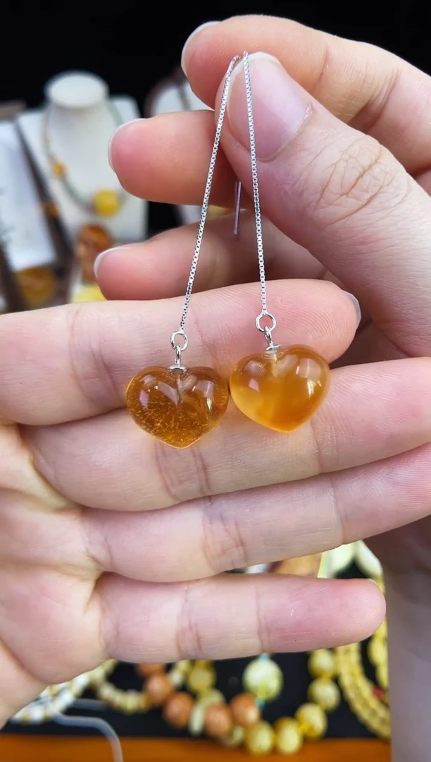 琥珀未镶嵌珠宝奇石柒月