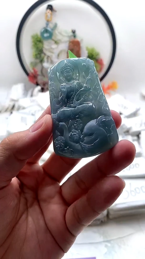 颈饰未镶嵌翡翠普贤