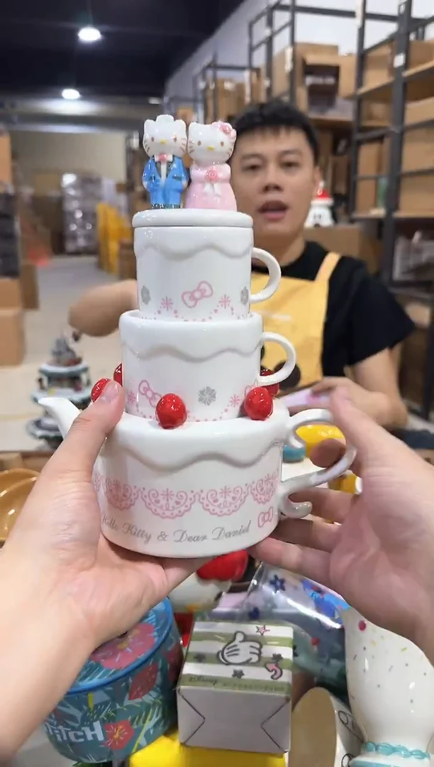 瓷片原盒kt猫结婚茶壶套组