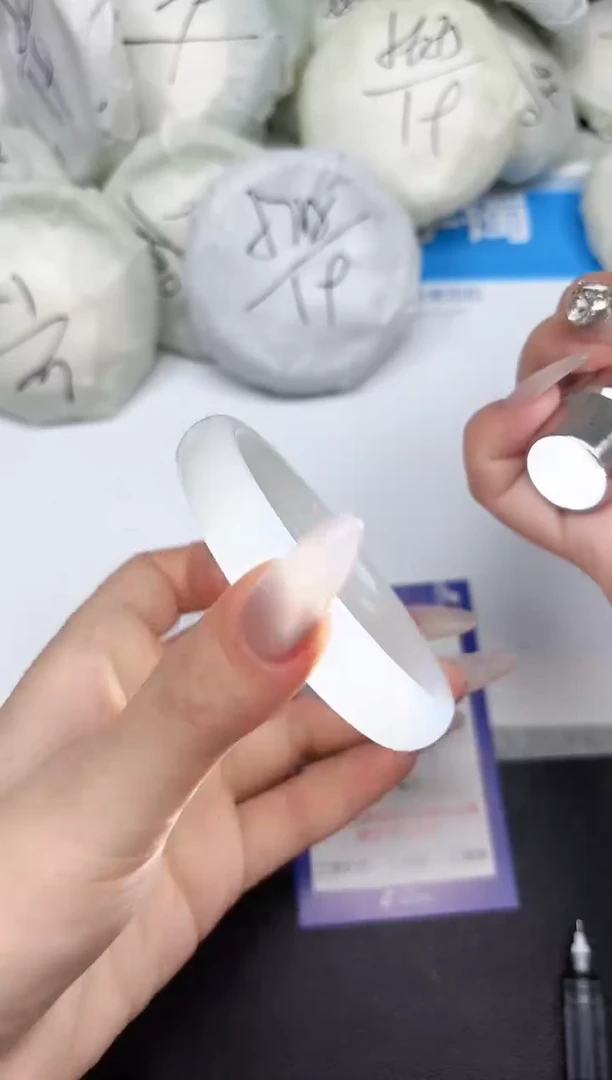 未镶嵌手镯石英质玉275/5960