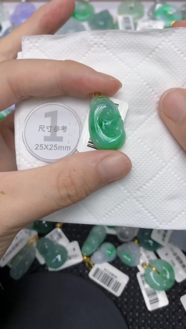 颈饰18K金镶嵌翡翠11111111