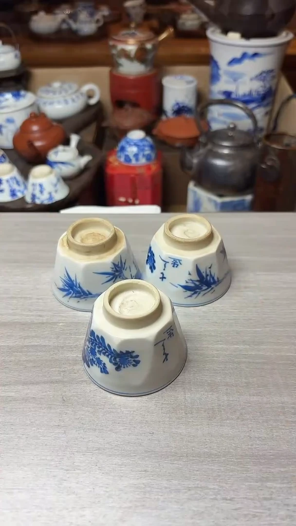 谢谢老板，回流产品有磨损正常，谨慎买!