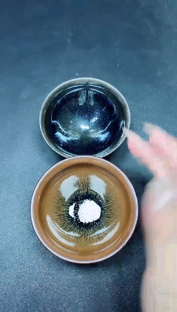 茶盏32两只微瑕