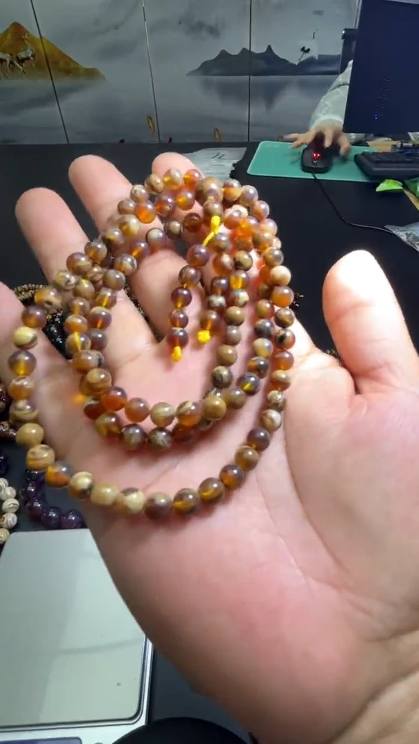 裸石琥珀未镶嵌71