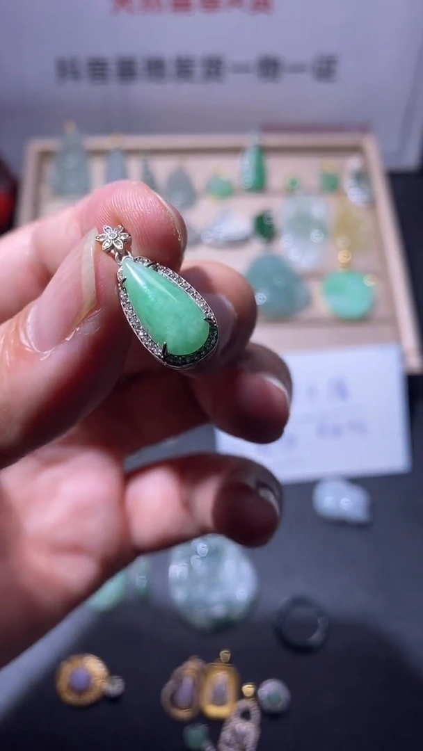 翡翠银S925镶嵌吊坠(不含链)挂件
