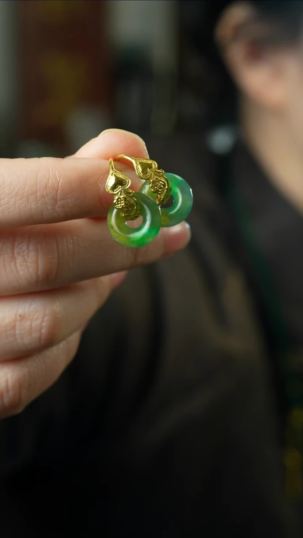 吊坠(不含链)18K金镶嵌翡翠冰种黄加绿平安扣耳环