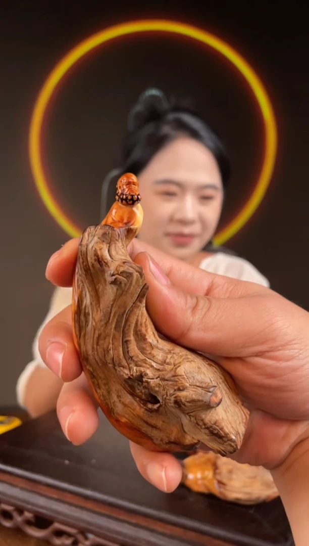 柏木（崖柏）手工摆件,先抢先得! 编号:341