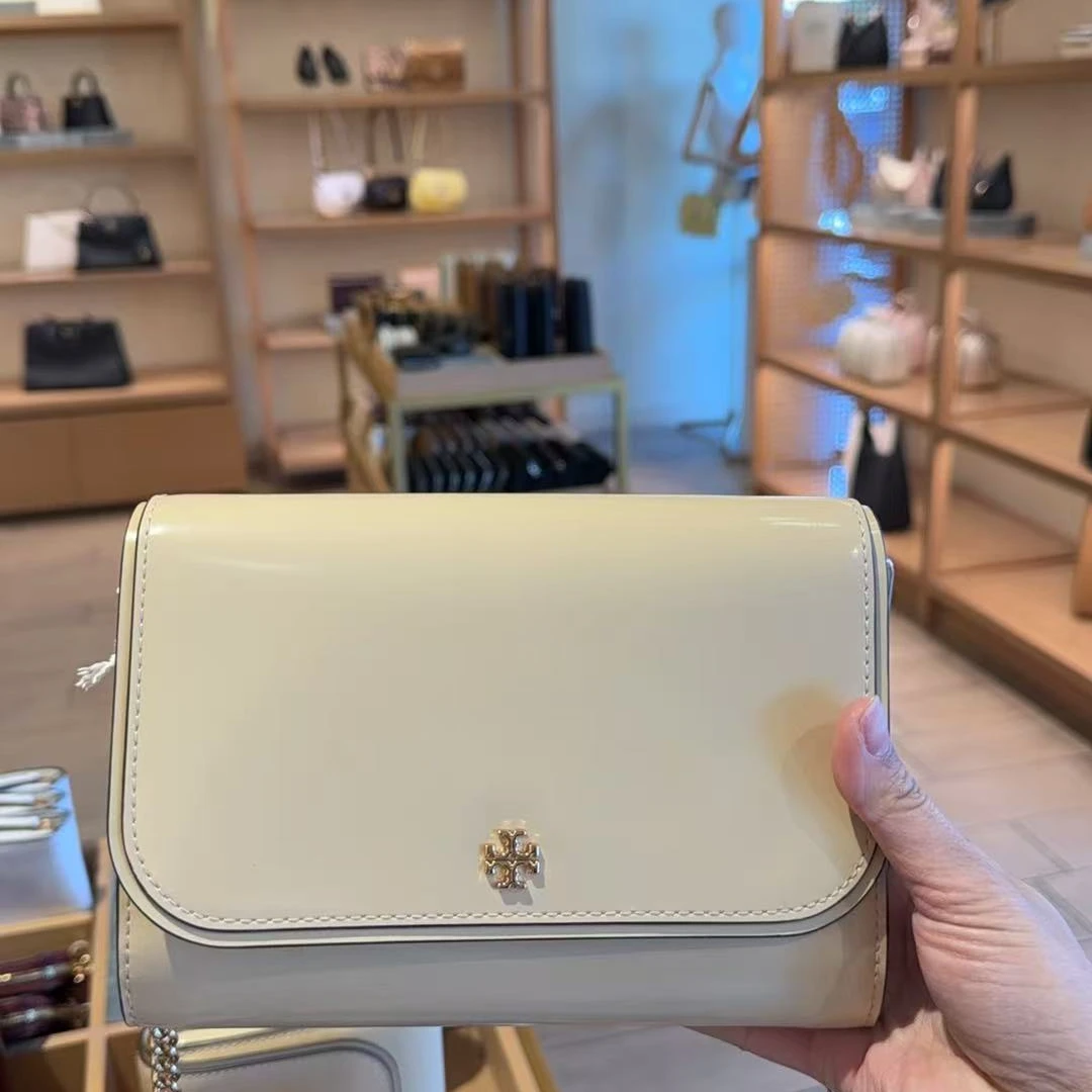 Tory Burch/汤丽柏琦白色亮面金色链条斜挎包
