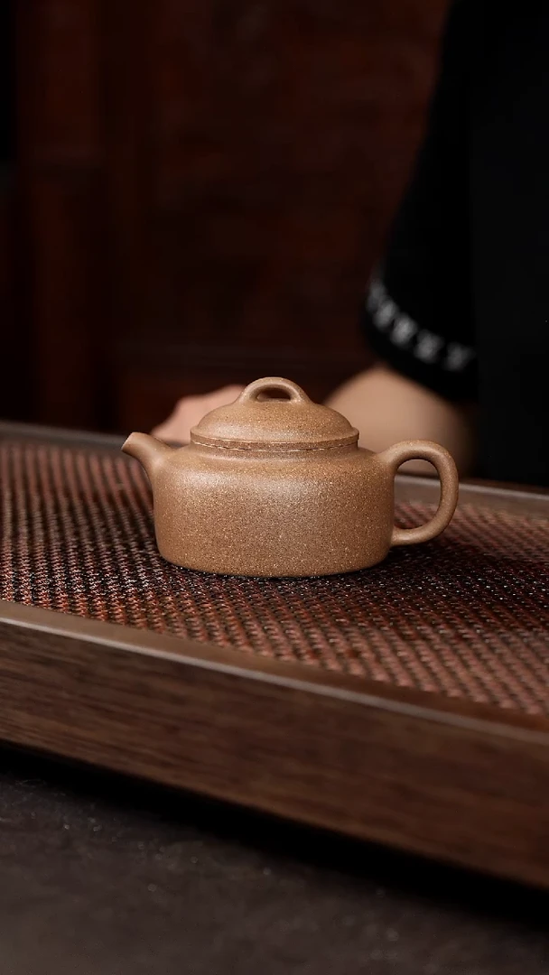 茶壶紫砂芝麻绿井栏