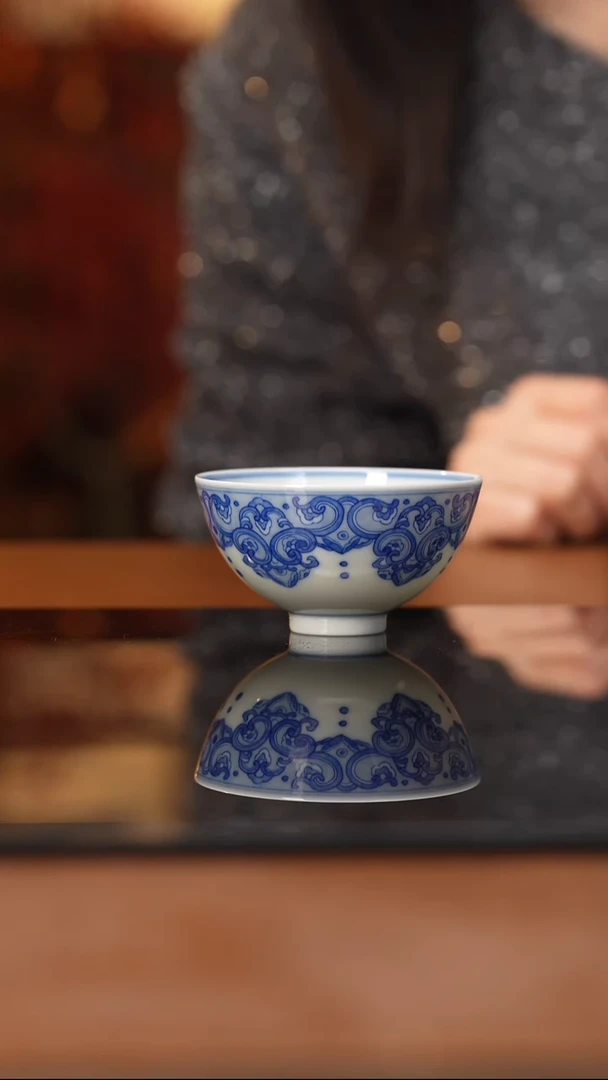 杯看山柴窑青花图案