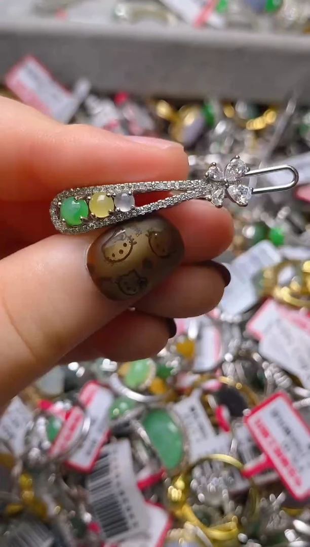 银S925镶嵌戒指翡翠百内无证书