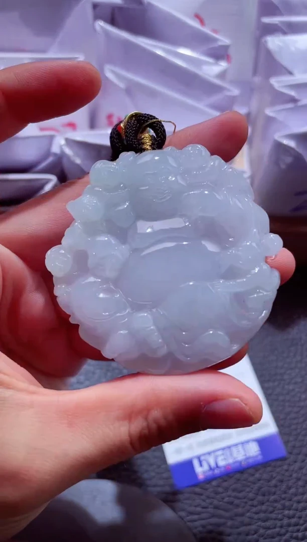 颈饰未镶嵌翡翠00005687