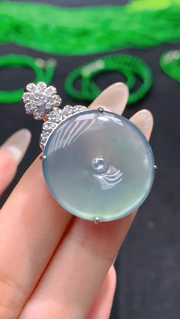 颈饰未镶嵌翡翠天然翡翠