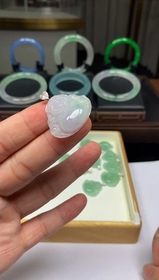 18K金镶嵌定制翡翠4076--多样性发一个