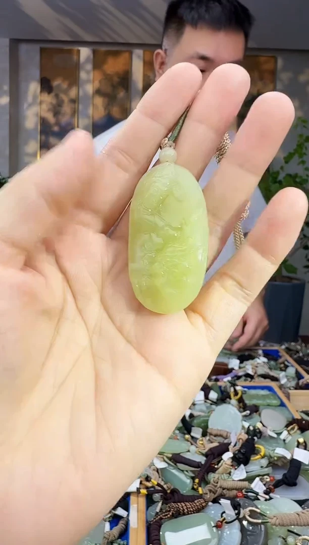 未镶嵌和田玉挂件拍一发一