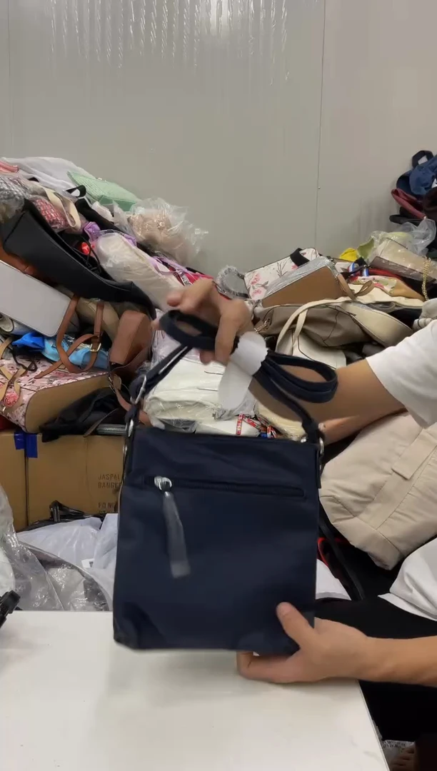 PU工厂外贸库存尾货瑕疵女士包