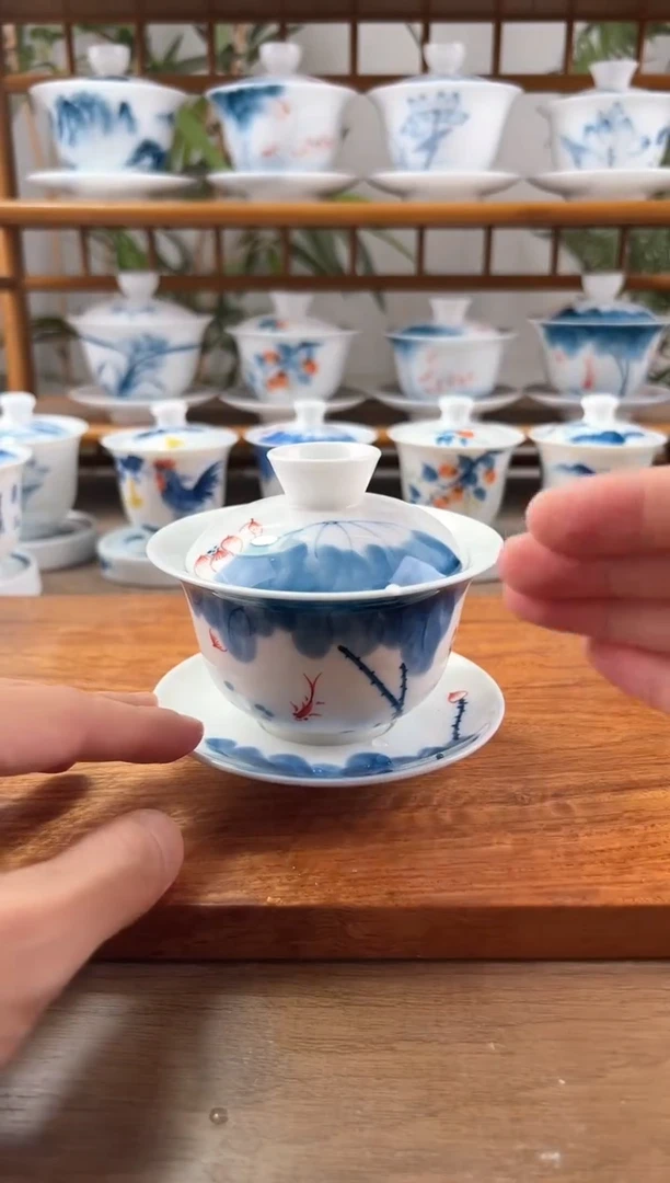 微瑕线条莲180ml三才盖碗