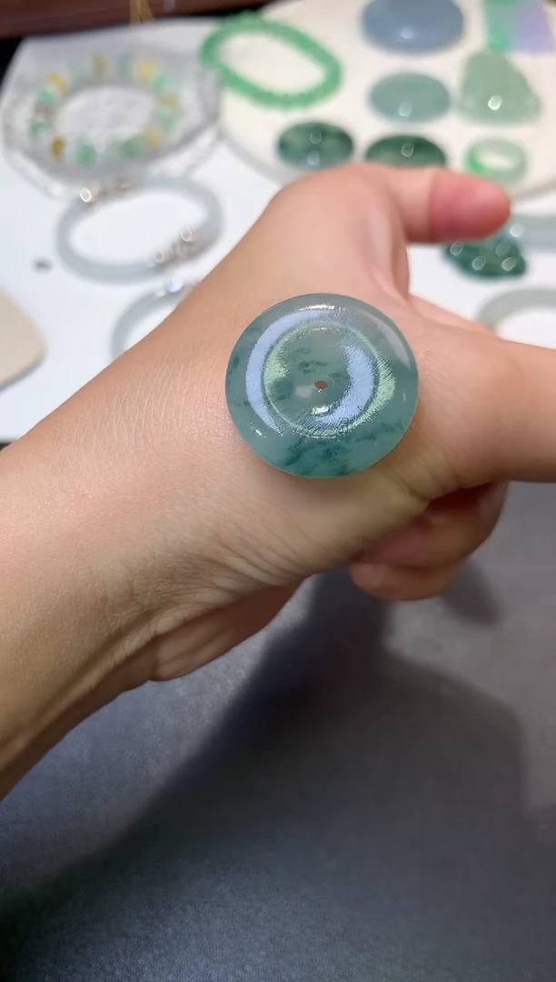 未镶嵌定制翡翠毛货