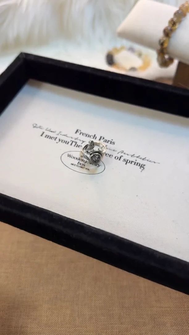 【闪购商品】水晶戒指银S925镶嵌幽灵蛇戒LY1244