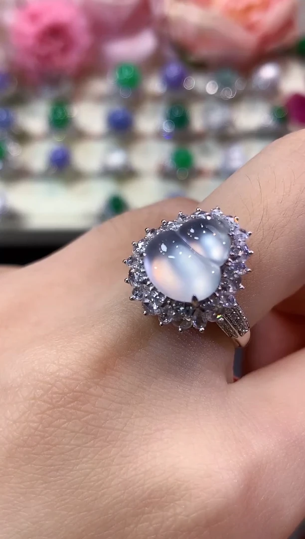 18K金镶嵌戒指翡翠B233