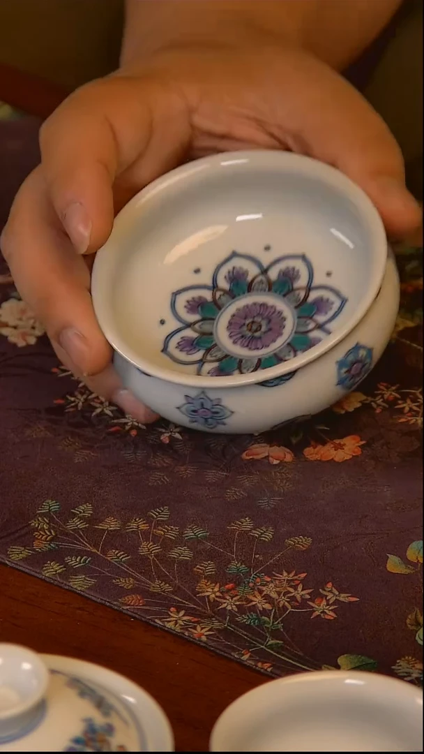 杯手工手绘杯杯很美丽