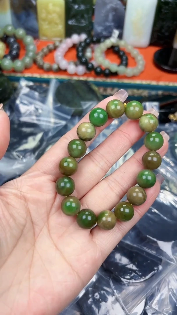 颈饰未镶嵌和田玉和田玉