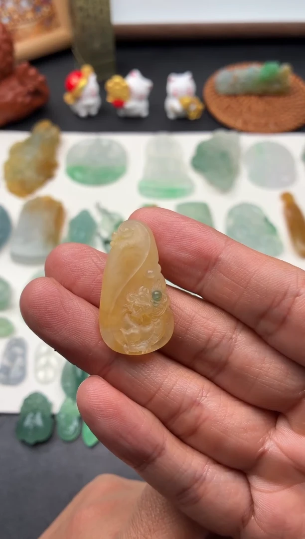 未镶嵌定制翡翠翡翠