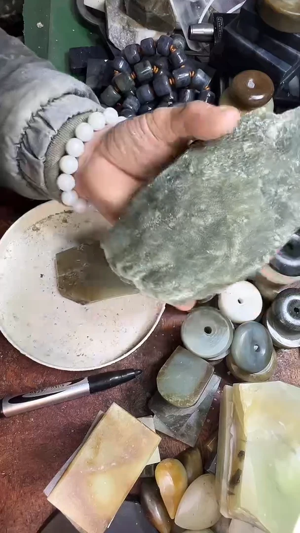 未镶嵌和田玉珠宝半成品1