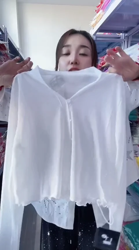 闪电购精品女装9589白L
