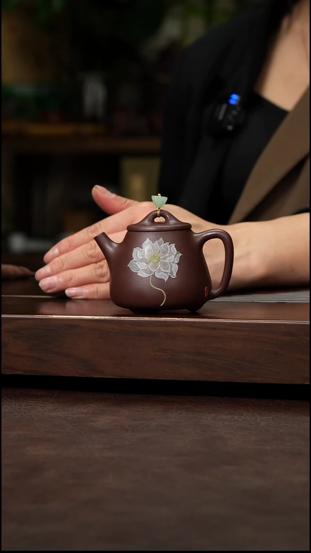 茶壶紫砂紫泥泥绘莲花小高瓢120cc左右
