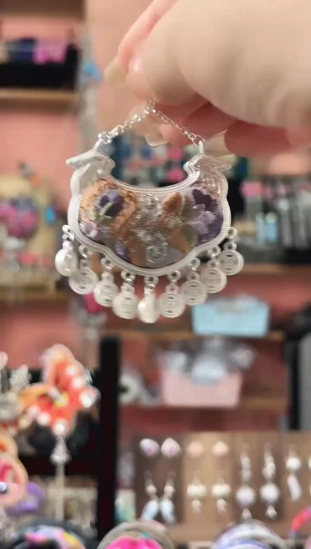 织绣艺枝独绣手工饰品72