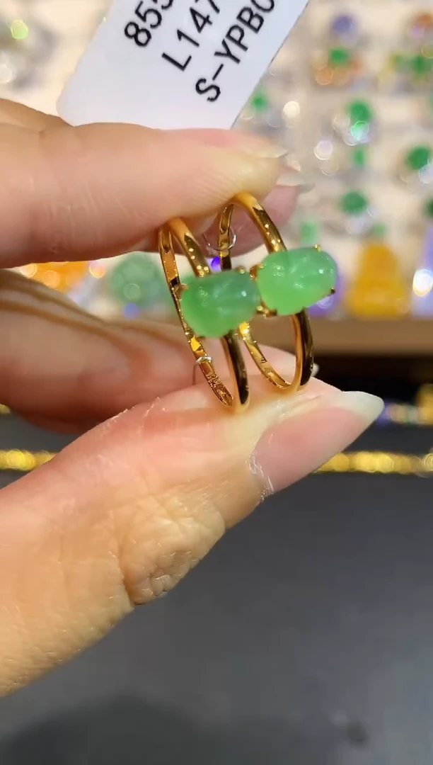 翡翠戒指18K金镶嵌L1473多样性发其一