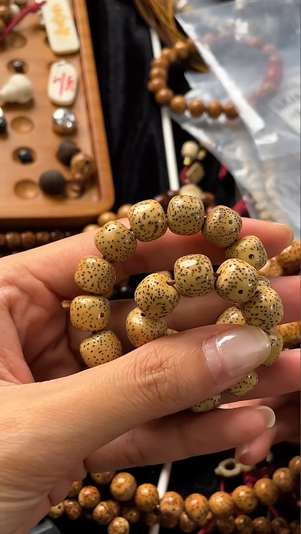 手串星月菩提精工级陈籽桶珠11*10手串