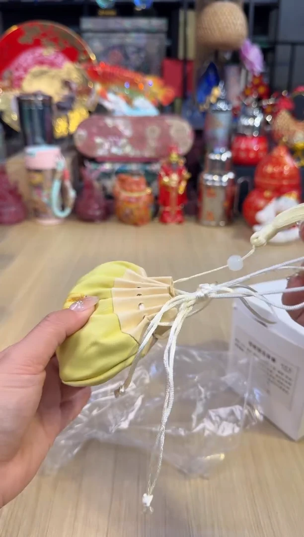 39栀野夏香包-草绿-苦菜秀带单流苏