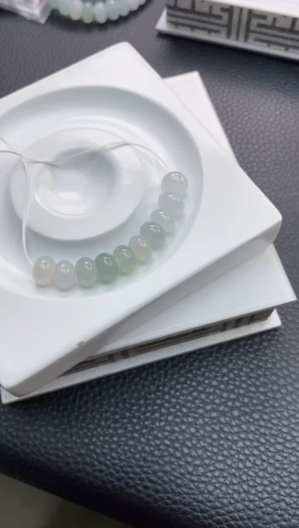 翡翠散珠52天然A货翡翠散珠