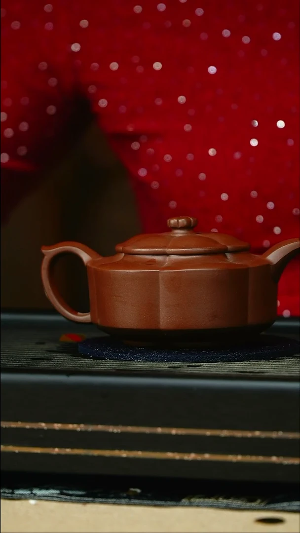 茶壶紫砂原矿革紫料葵花周盘壶280cc