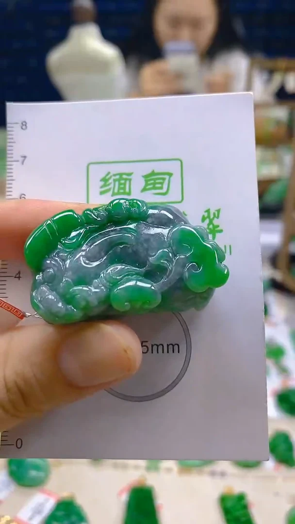 颈饰未镶嵌翡翠新号开播 全场乱卖