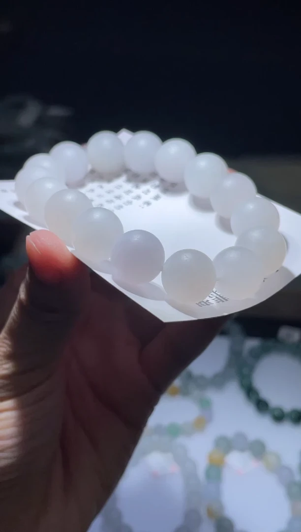 未镶嵌定制翡翠翡翠手串