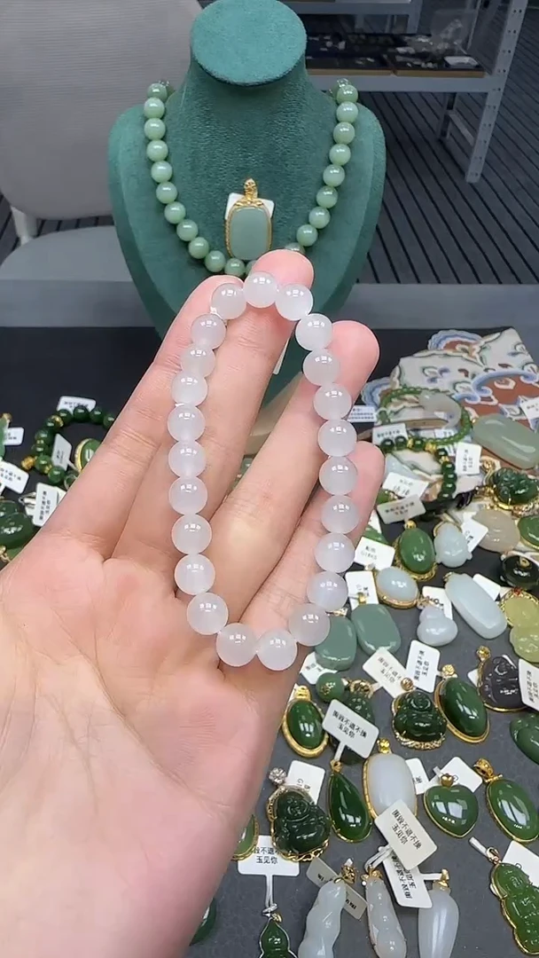 未镶嵌手串和田玉1