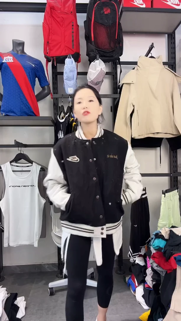 158编码 瑕疵款直播间过款为准 尺码L175