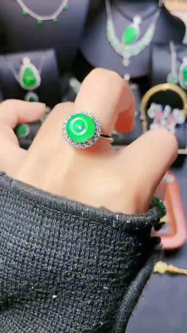 【闪购商品】翡翠戒指银S925镶嵌戒指