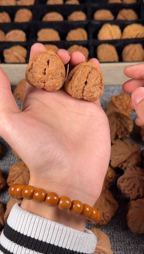 把件文玩核桃精品40尺蛤蟆头2号