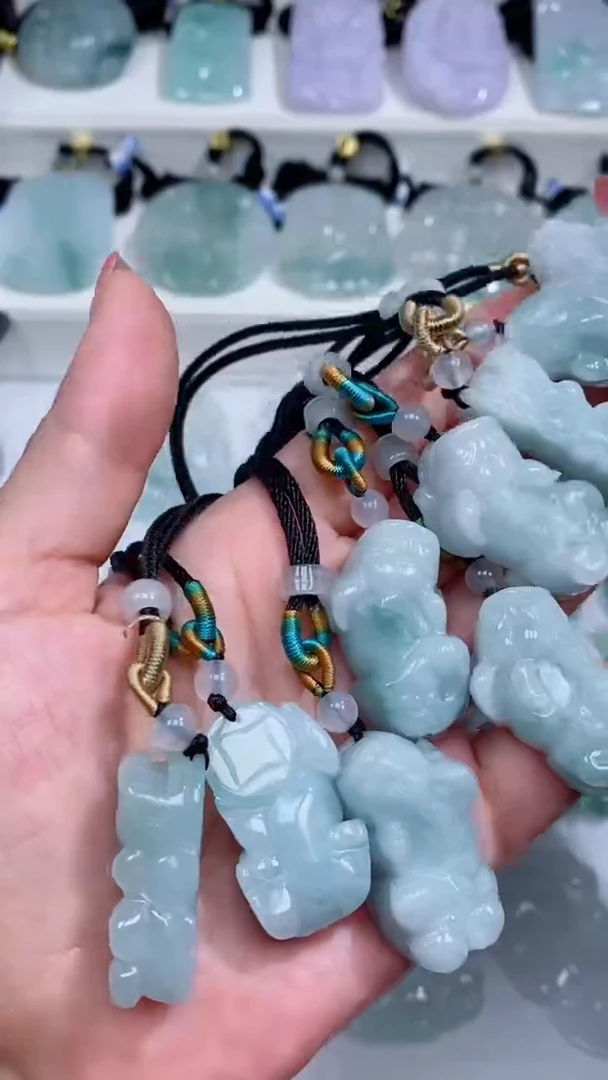 翡翠未镶嵌颈饰吊坠团购多样性发一件