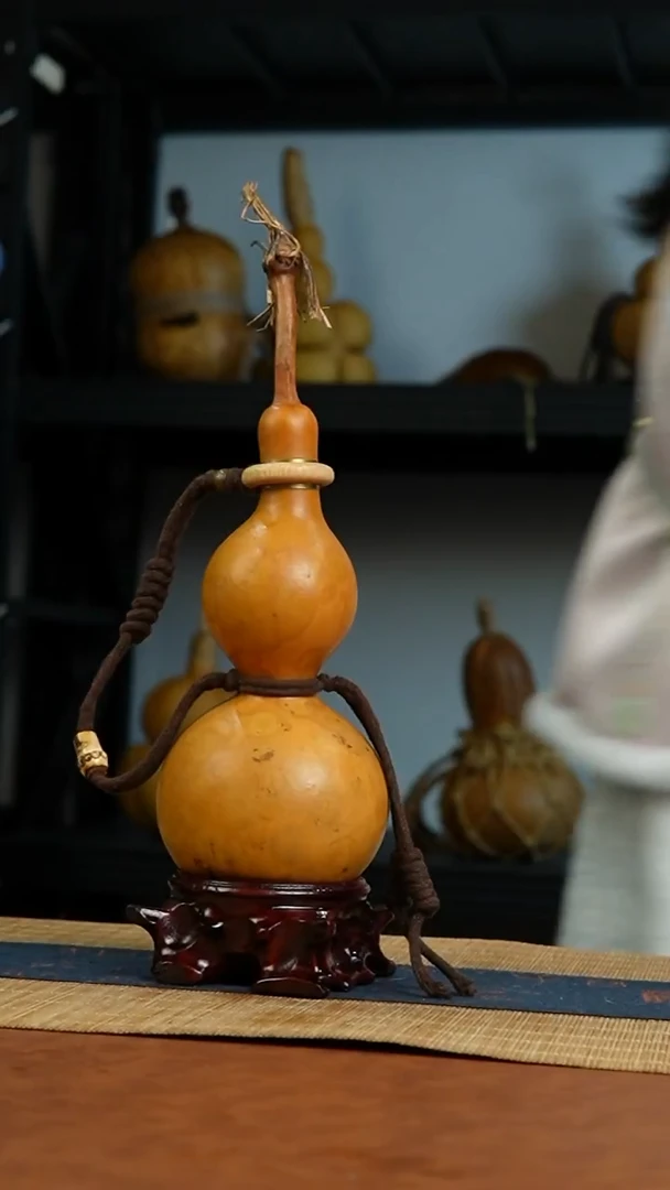 932号 天然热水酒葫芦 一物一拍（有瑕介意勿拍）