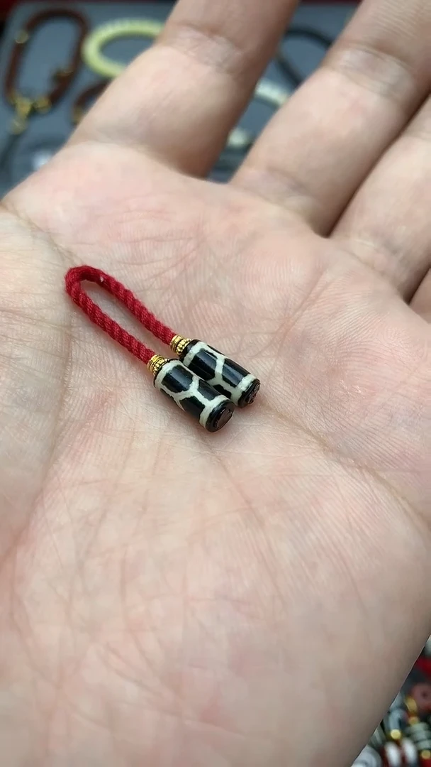 【闪购商品】玛瑙/玉髓单珠18K金镶嵌2502023789